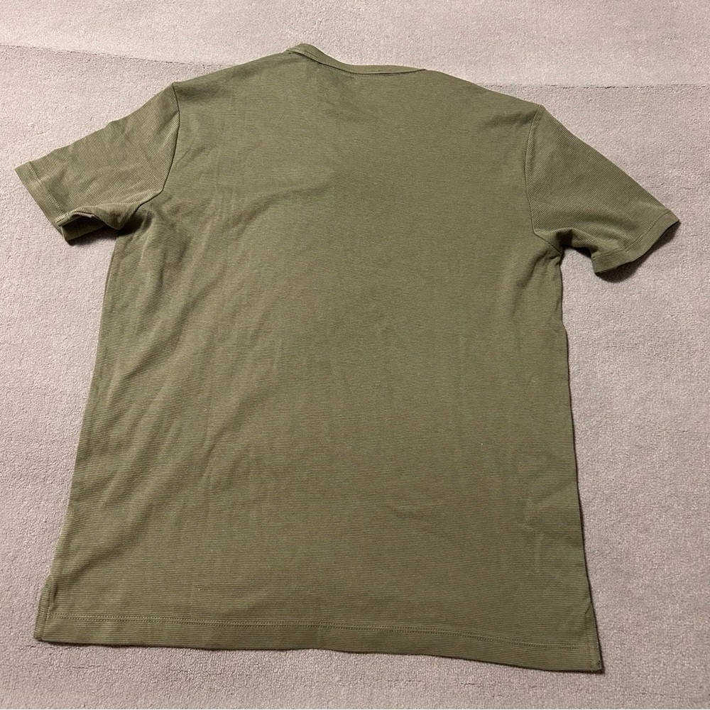 Banana Republic Luxe Touch Performance Tee 100% Cotton - Size M - Lot of 2 *NEW* - Picture 5 of 11